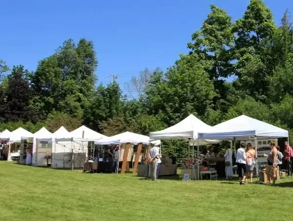 Công dụng của lều triển lãm Công dụng của lều triển lãm