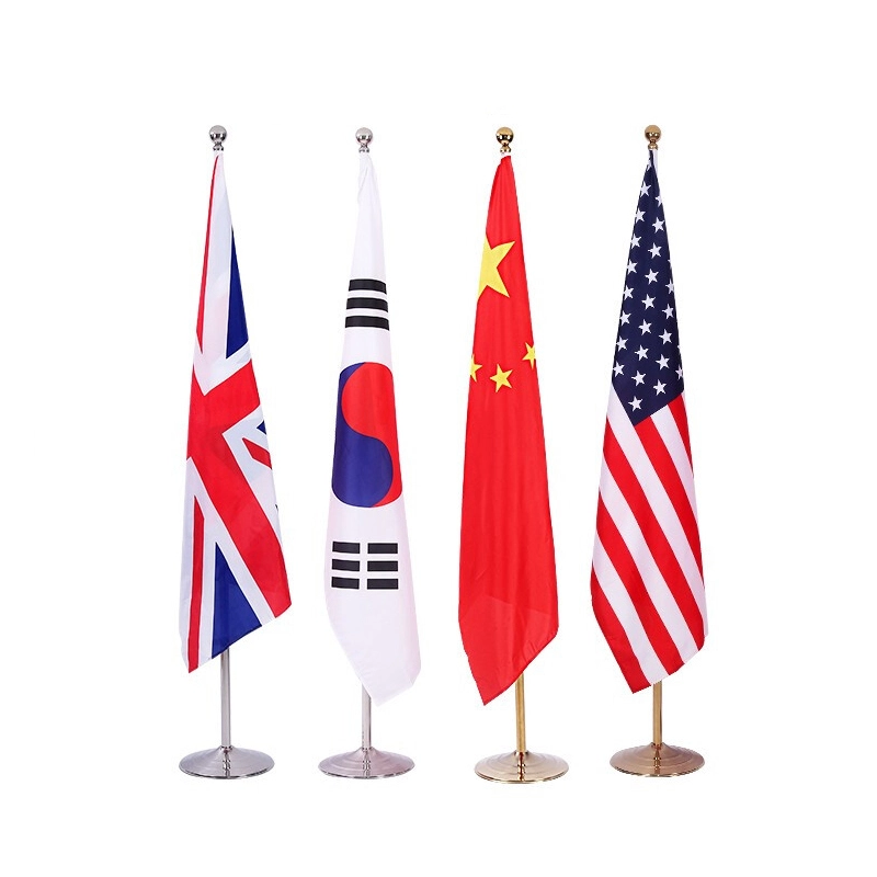 Cột cờ trong nhà